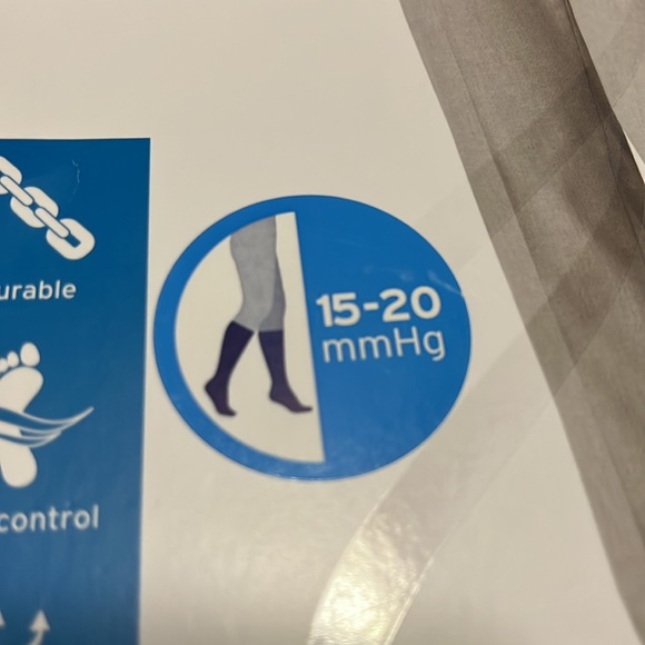 New Jobst medical Compression Stockings mens XL (15-20mmhg) knee ct - Picture 2 of 9